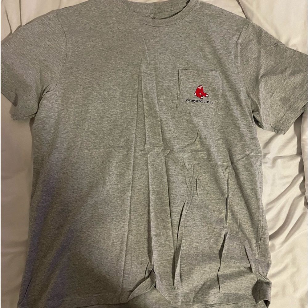 Vineyard Vines Red Sox Green Monster shirt limited edition